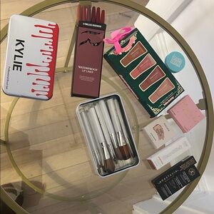 Kylie Cosmetics Red Lip Liner and Brush Collection